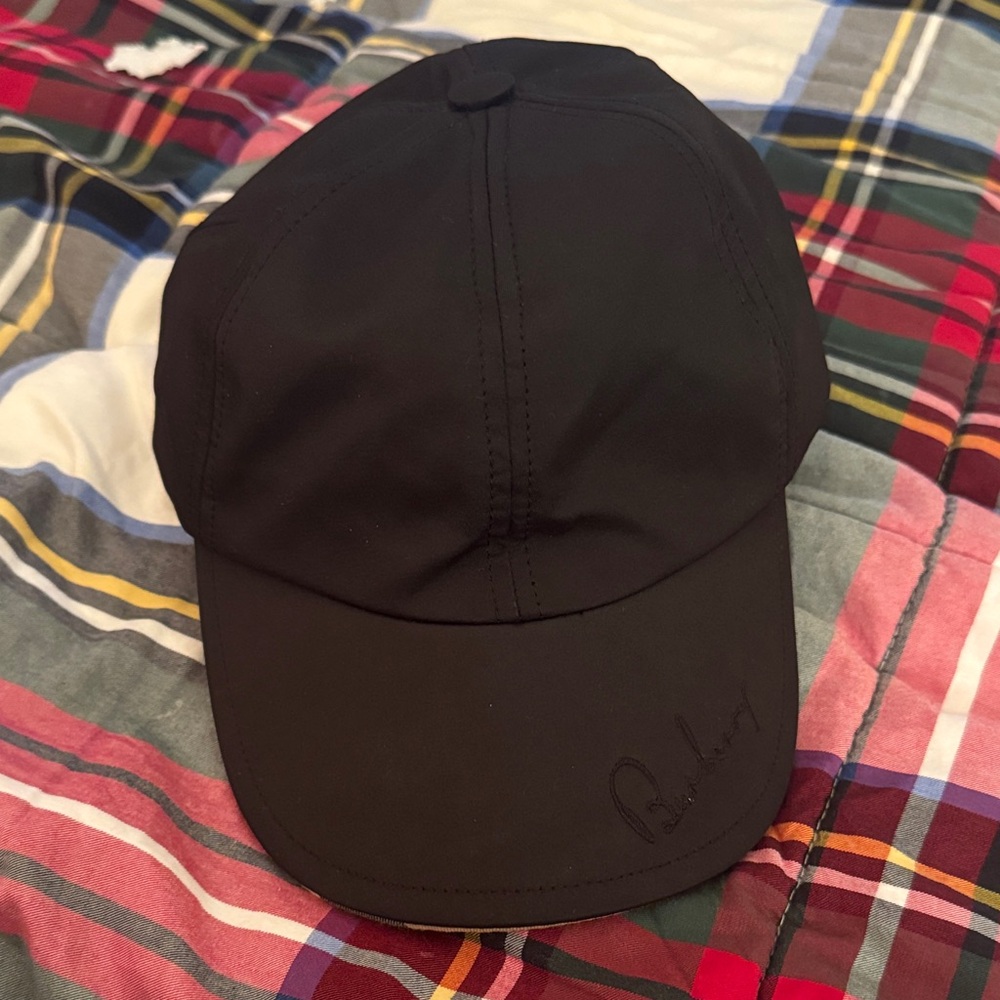 Burberry Black Cap